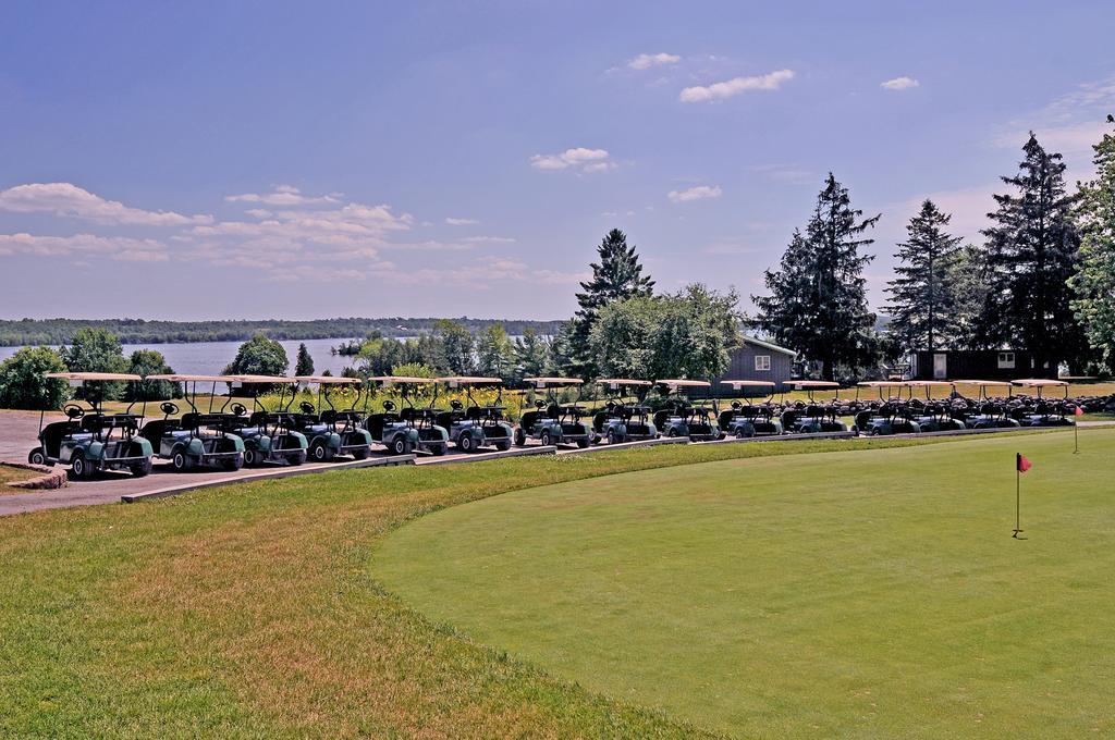Bobcaygeon Eganridge Resort, Golf Club & Spa מראה חיצוני תמונה